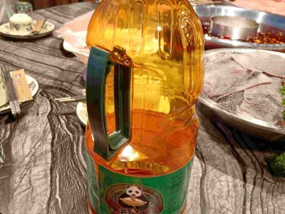 四川1.8L调味PET瓶2.5L食用油瓶红油瓶菜籽油瓶花椒油图4