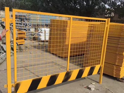 建筑网片 钢筋网片 护栏网 道路桥梁防护用网 建筑防护用网图7